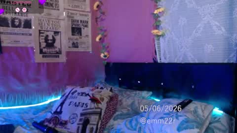 Snapshot of emma_ruiiz_ chatting on June 6, 3:00 am emma online show from June 6, 3:00 am