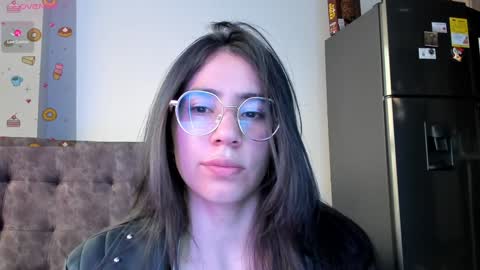Snapshot of emma_sandovaal chatting on January 15, 10:35 pm Emma online show from January 15, 10:35 pm