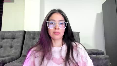 Snapshot of emma_sandovaal chatting on February 3, 4:54 am Emma online show from February 3, 4:54 am