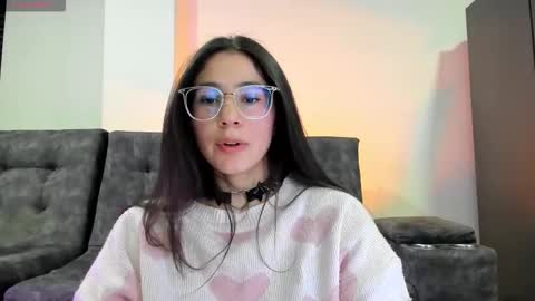 Snapshot of emma_sandovaal chatting on February 8, 3:43 am Emma online show from February 8, 3:43 am