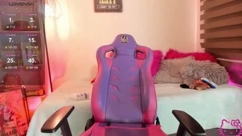 EMMA  online show from February 11, 1:16 pm