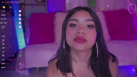 Snapshot of emma_soffia_ chatting on January 18, 12:02 am EMMA online show from January 18, 12:02 am