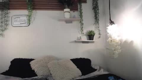 Emma Black online show from February 25, 6:06 pm