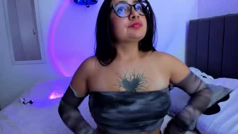 Emma online show from January 19, 4:49 am