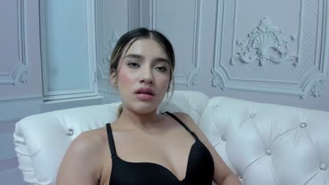 EMMA online show from December 5, 10:23 pm