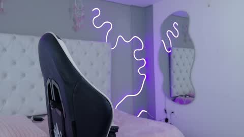 emma_visconti online show from October 2, 12:34 pm