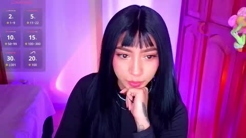 Snapshot of emma_web_ chatting on October 8, 3:20 pm Emma web online show from October 8, 3:20 pm