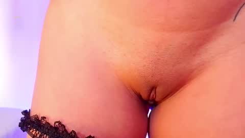 Snapshot of emma_web_ chatting on October 16, 5:36 pm Emma web online show from October 16, 5:36 pm