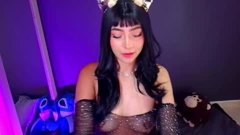 Snapshot of emma_web_ chatting on December 22, 6:16 pm Emma web online show from December 22, 6:16 pm