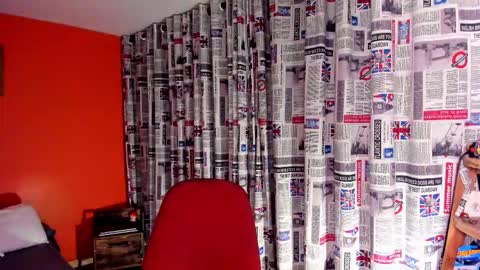 Snapshot of emmaa_hostt chatting on September 24, 11:41 pm Ema .l. online show from September 24, 11:41 pm