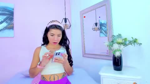 Emma  online show from November 19, 7:47 pm