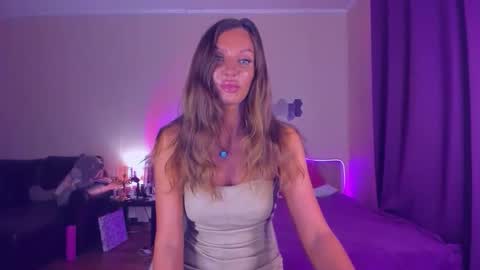 Emma online show from October 17, 11:24 am