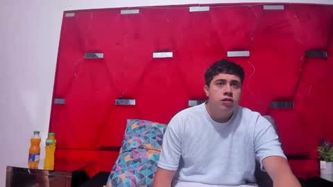 Snapshot of emmaanddemon chatting on November 26, 12:17 pm EmmaAndDemon online show from November 26, 12:17 pm