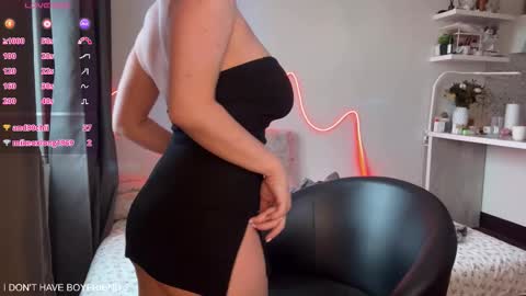 emmaandjake online show from November 16, 10:54 am