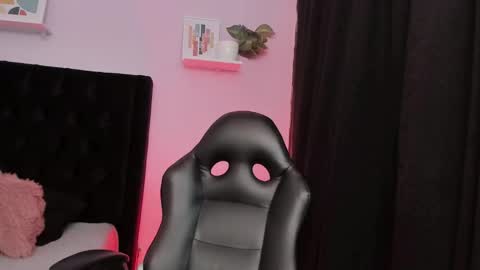 Emma  online show from October 8, 7:17 am