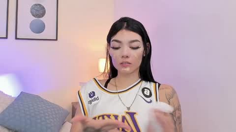 Emma  online show from May 21, 9:55 pm