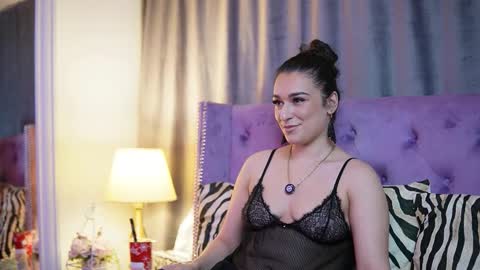  Emma  online show from December 17, 9:10 pm