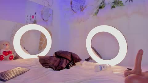 Emma Duque online show from November 30, 10:58 pm