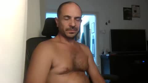 Ariel online show from October 3, 8:17 pm