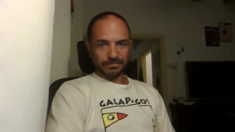 Ariel online show from October 12, 3:27 am