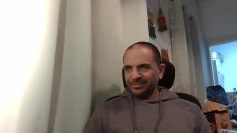 Snapshot of emmagold123 chatting on March 7, 10:18 pm Ariel online show from March 7, 10:18 pm