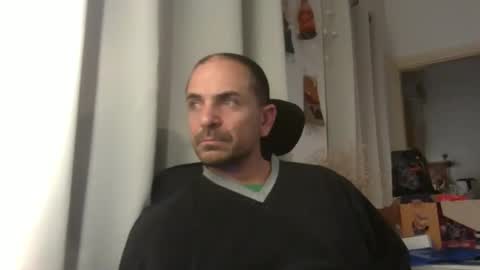 Snapshot of emmagold123 chatting on March 10, 9:20 pm Ariel online show from March 10, 9:20 pm