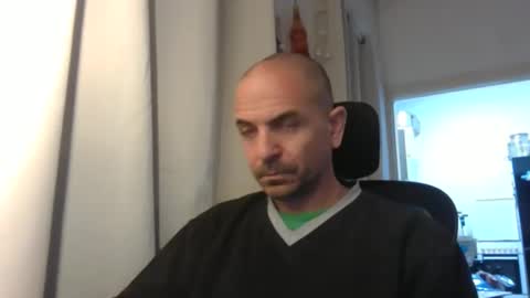 Snapshot of emmagold123 chatting on March 14, 8:36 pm Ariel online show from March 14, 8:36 pm