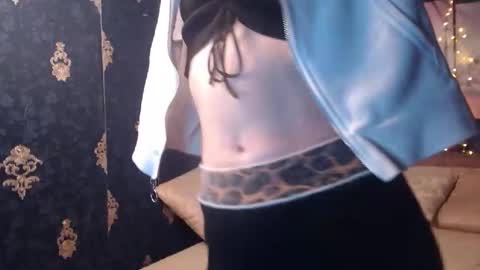 EmmaGoldX online show from November 13, 2:43 am