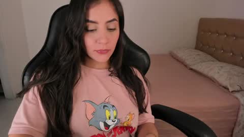 Jennifer online show from May 1, 1:54 am