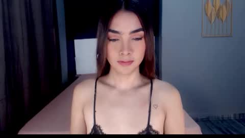 Snapshot of emmahardcockts chatting on April 4, 1:15 am Emma online show from April 4, 1:15 am