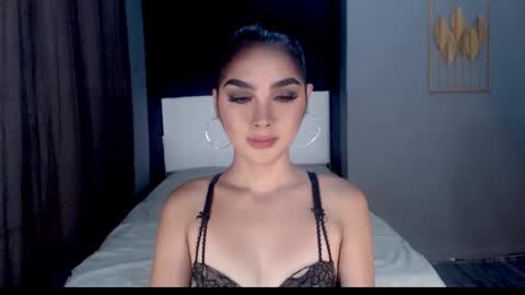 Emma online show from May 15, 3:02 am