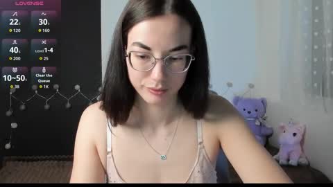 emmajacs online show from February 12, 7:31 pm