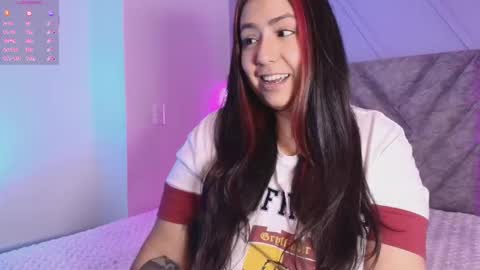 Snapshot of emmajohnss chatting on September 21, 3:52 am Emma online show from September 21, 3:52 am