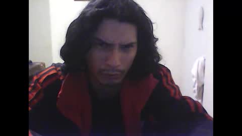 Snapshot of emmaleador chatting on October 25, 10:45 am EmmanuelKING online show from October 25, 10:45 am