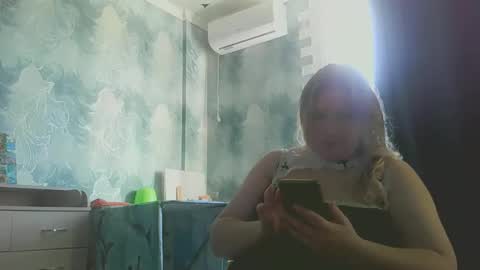 emmamelody online show from October 2, 5:25 am