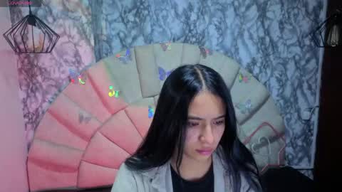    online show from May 3, 10:54 am