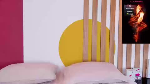 emmanaughty_ online show from September 24, 10:02 pm