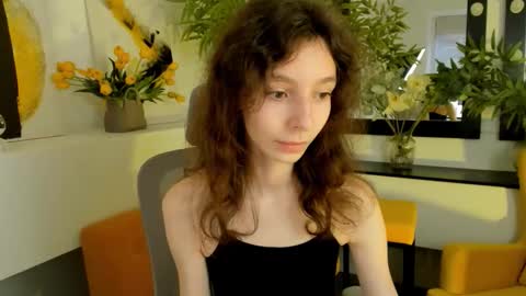 Snapshot of emmanuellbrown chatting on October 21, 10:05 am emmanuellbrown online show from October 21, 10:05 am