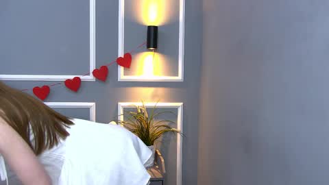 Emma online show from May 10, 3:44 am