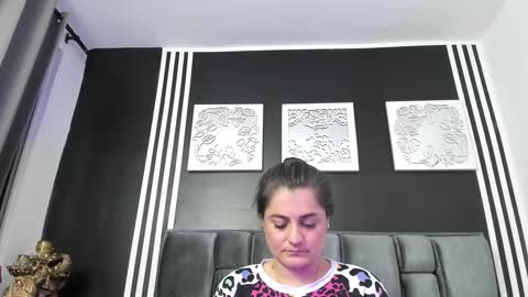 EMMA online show from February 1, 11:37 pm
