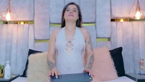 EMMA online show from September 12, 9:26 pm