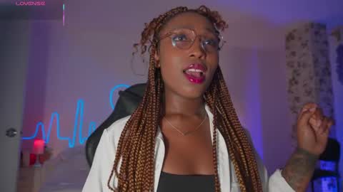 Sara online show from November 24, 11:32 am