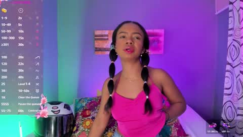 Emma online show from October 3, 5:43 pm