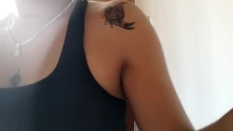 Snapshot of emmasplycer chatting on December 11, 7:46 pm EmmaSplycer online show from December 11, 7:46 pm