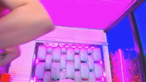 Emma online show from May 13, 1:36 am