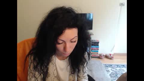 Emmatoo online show from October 8, 8:01 am