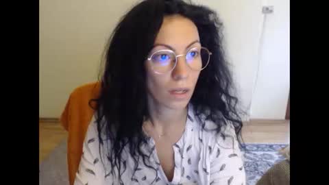 Emmatoo online show from October 9, 10:13 am