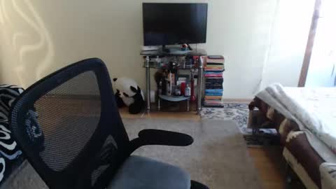 Emmatoo online show from October 13, 1:33 pm