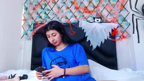  Emma  online show from October 14, 4:08 pm