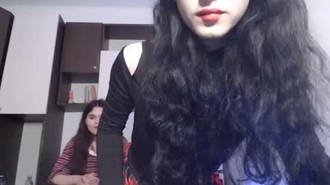 Emma online show from February 15, 8:33 am